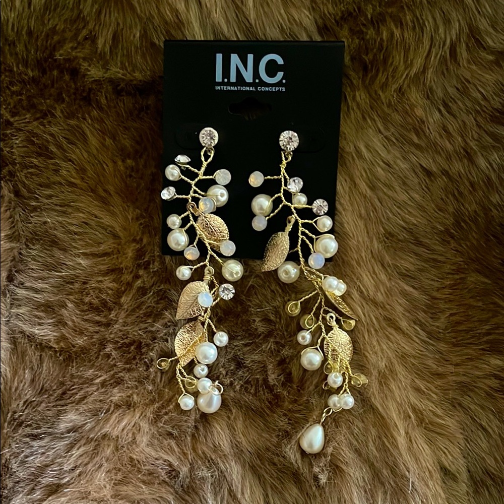 INC International Concepts Gold Leaf and Pearl Earrings